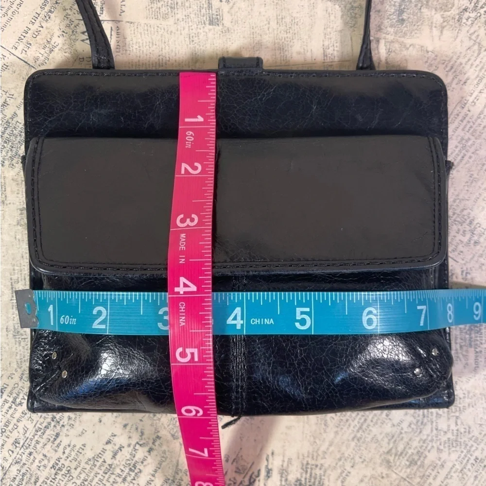 HOBO Black Leather Crossbody bag and organizer